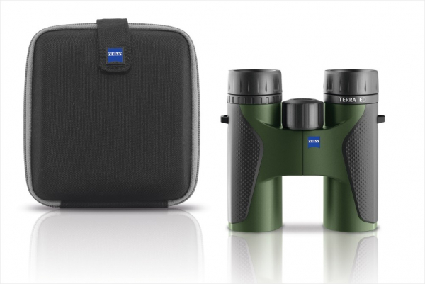 ZEISS Terra ED 8x32 Fernglas - schwarz/grün